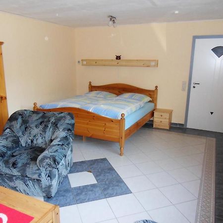 Ferienwohnung Alte Gaertnerei Dresden Zimmer foto